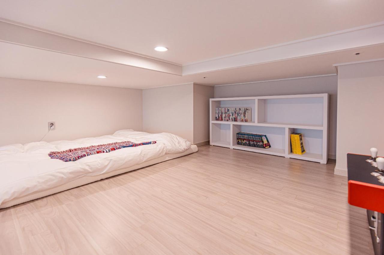 Ocean Marina Suite View Йосу Экстерьер фото