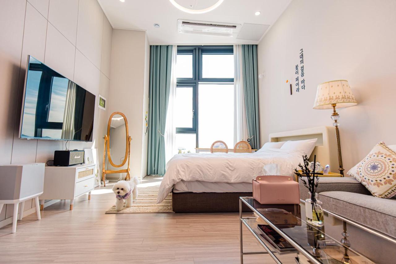 Ocean Marina Suite View Йосу Экстерьер фото